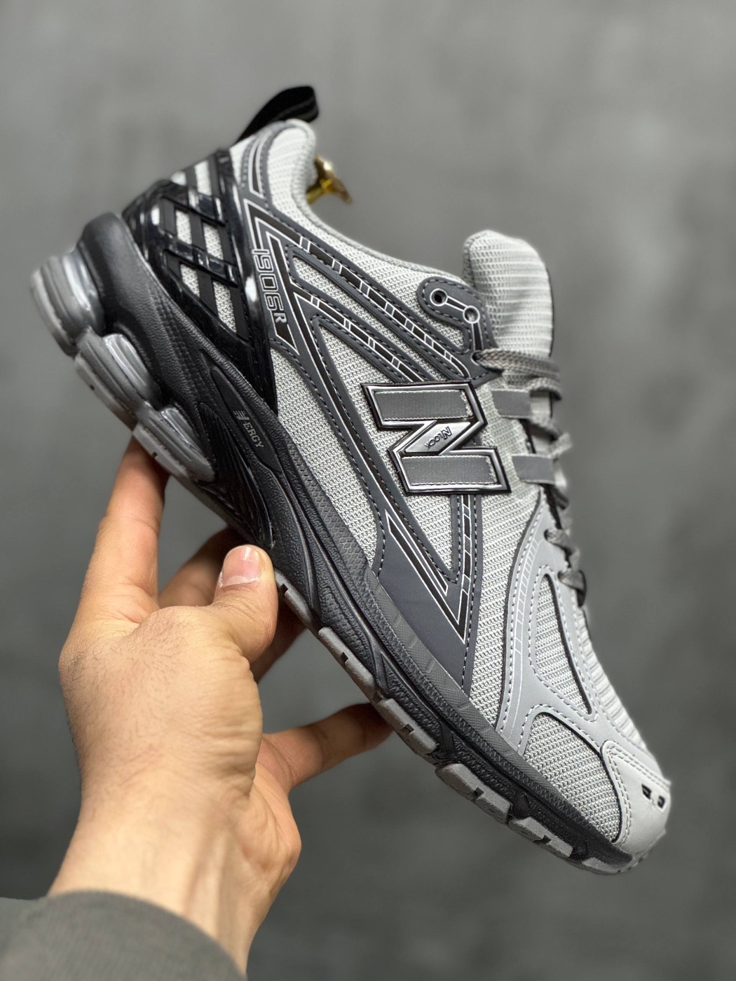 New Balance 1906