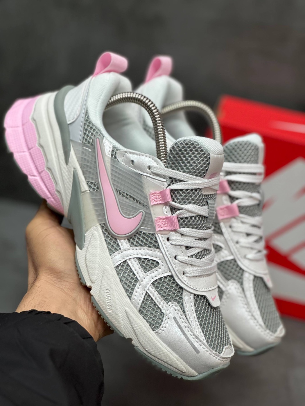 Nike V2K Run