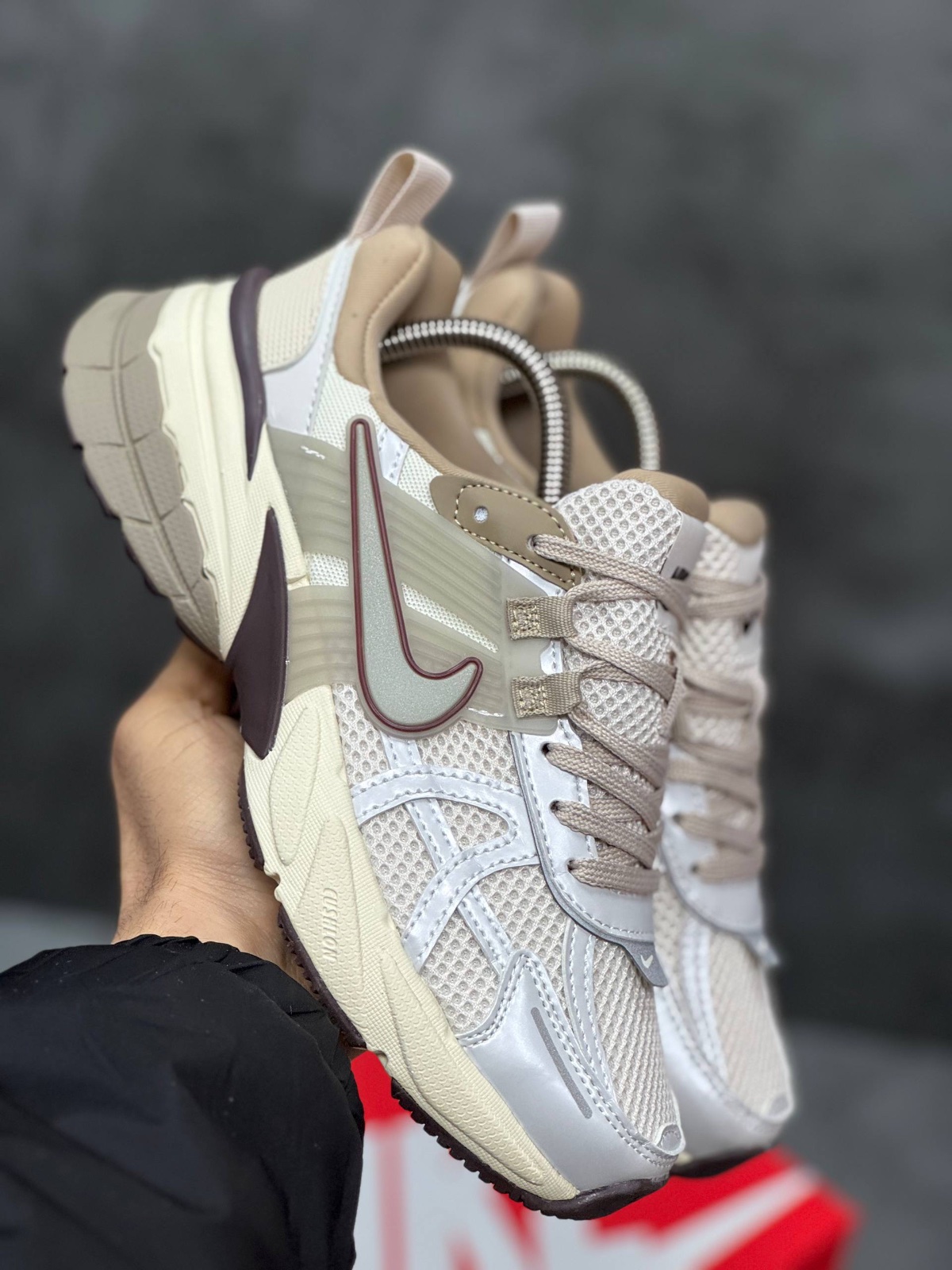 Nike V2K Run