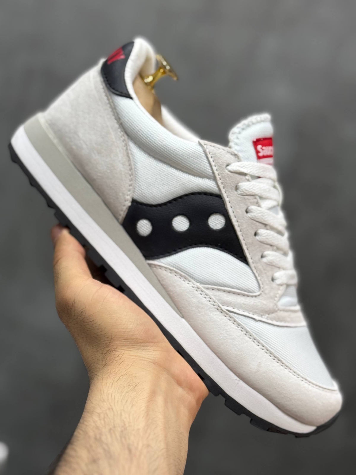 Saucony