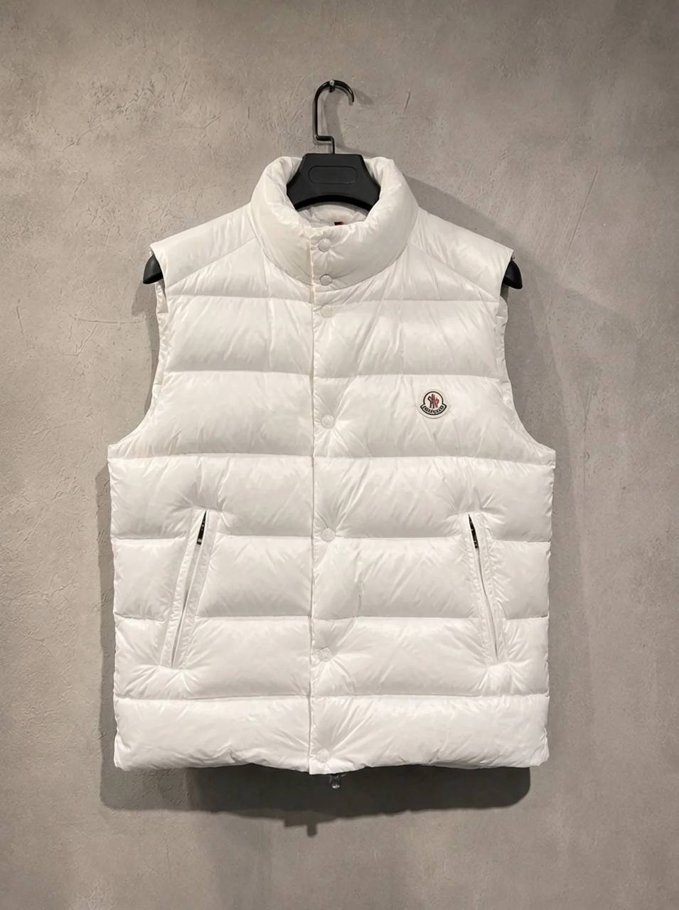 Жилетка Moncler