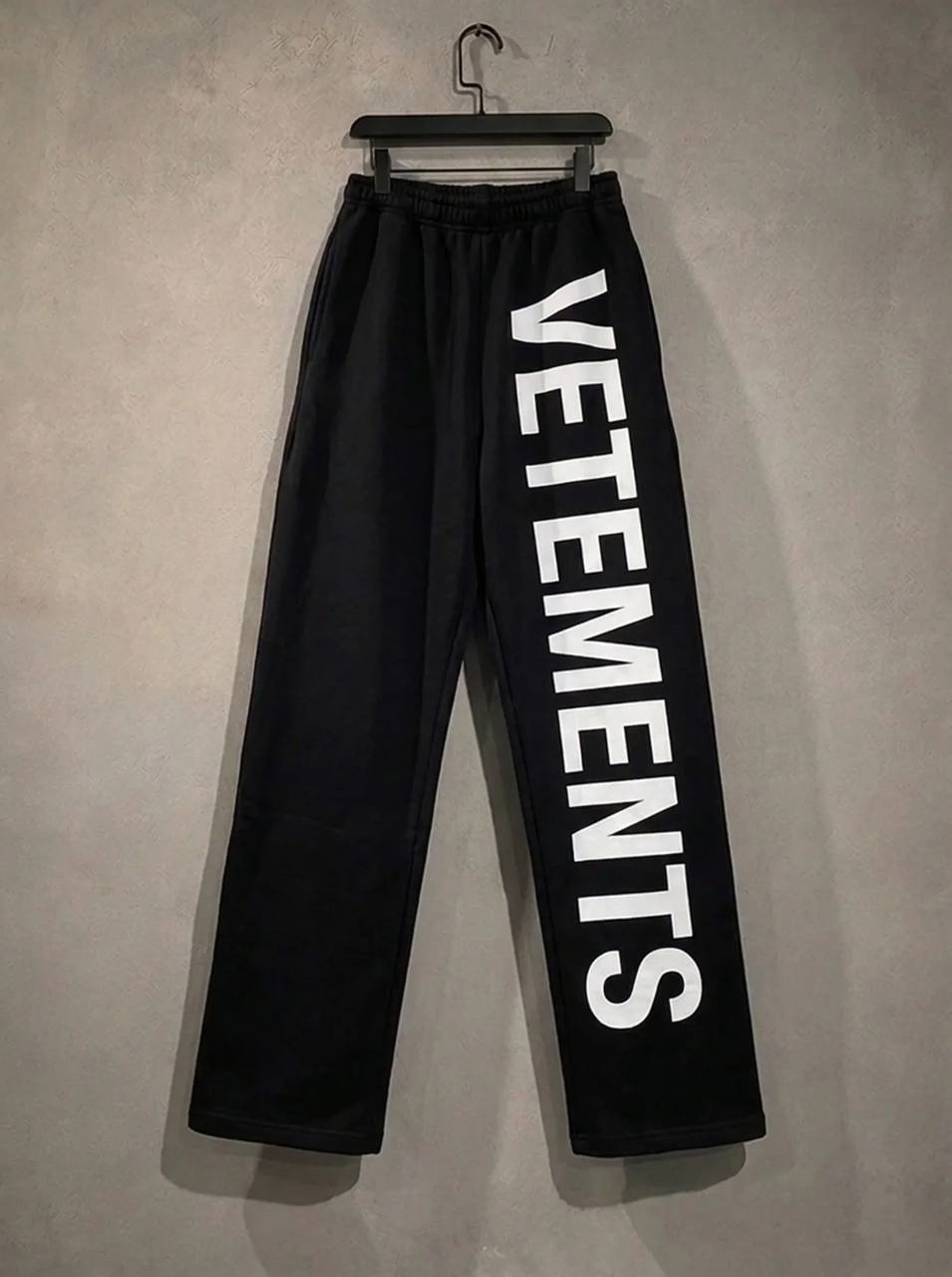 Штаны VETEMENTS