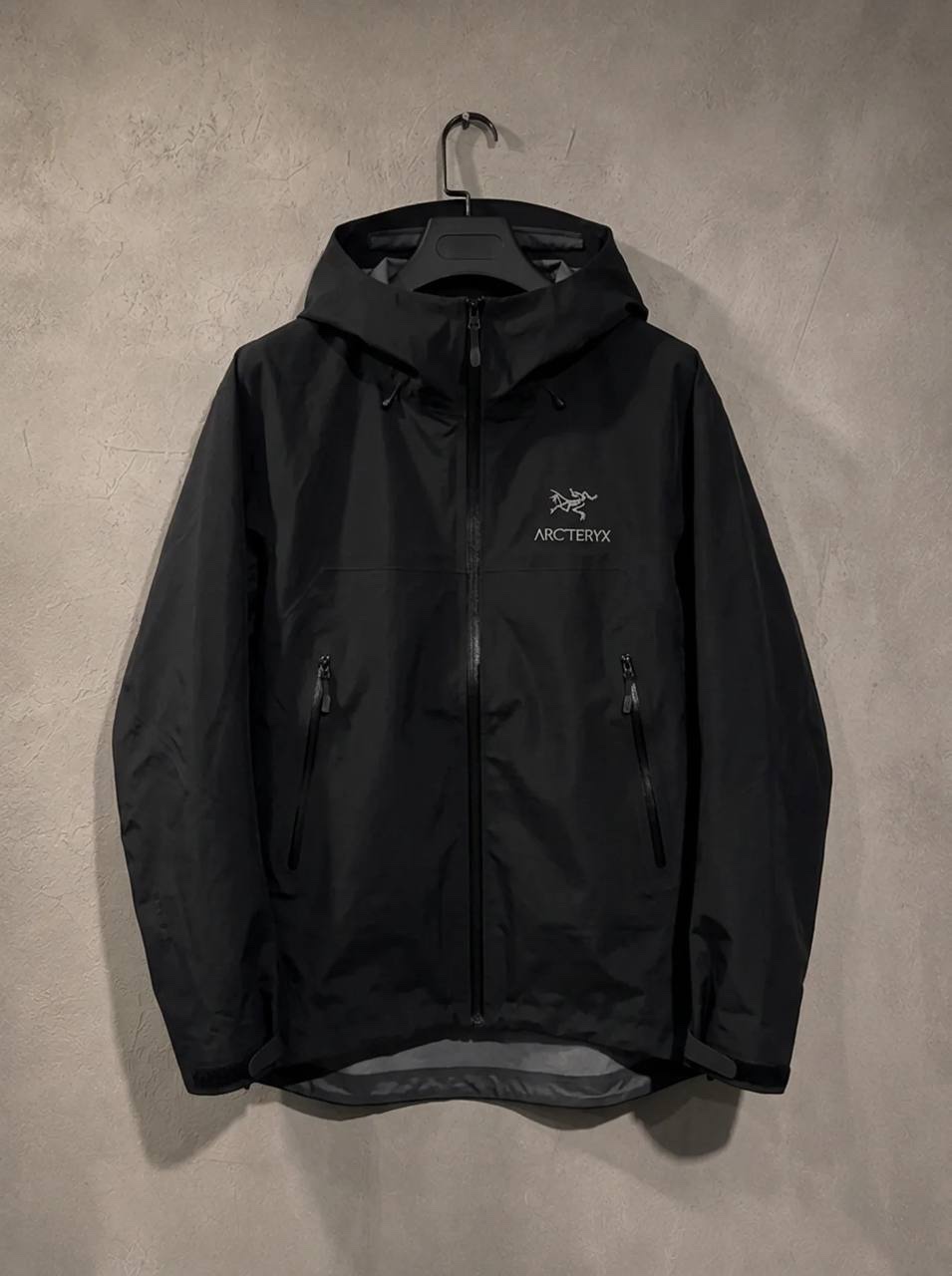 Ветровка Arc’Teryx